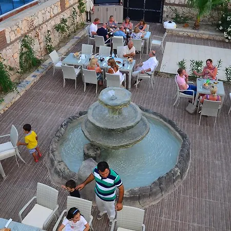 Rose Garden Boutique *